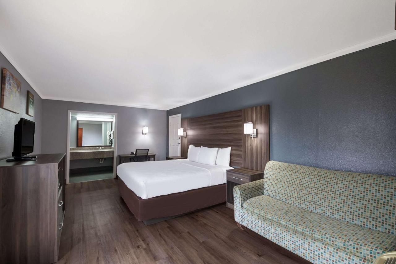 Econo Lodge Near The Domain - The Arboretum Austin Exterior foto